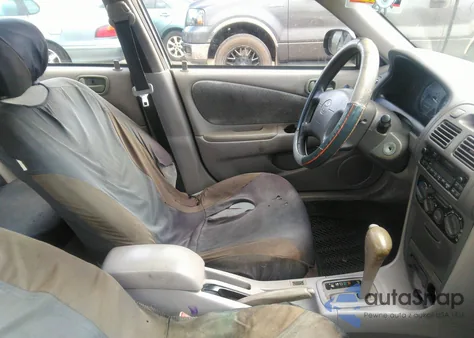 2000 Toyota Corolla Ce из США, поврежденный, VIN 2T1BR12E0YC321485